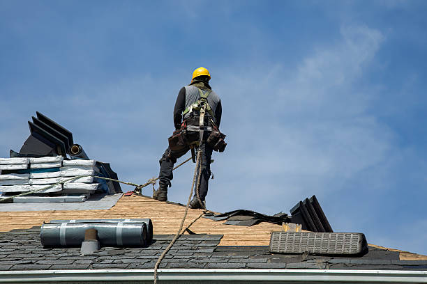 Professional Gutter Installation technician working in Walnut Creek, OH